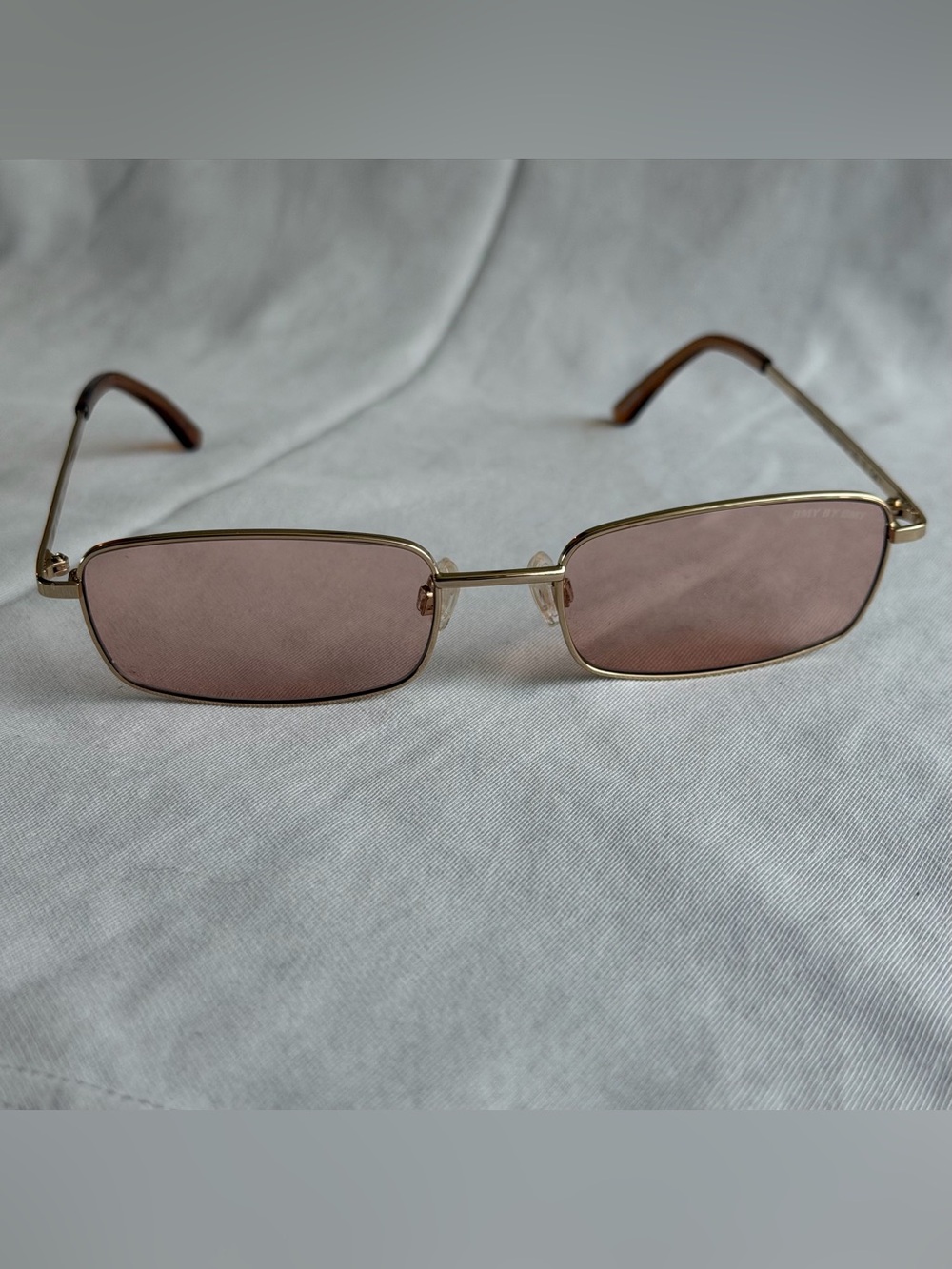 DMY BY DMY Olsen Rectangular Pink Tint Sunglasses 54 19-145 DMY05BPL Gold Frame